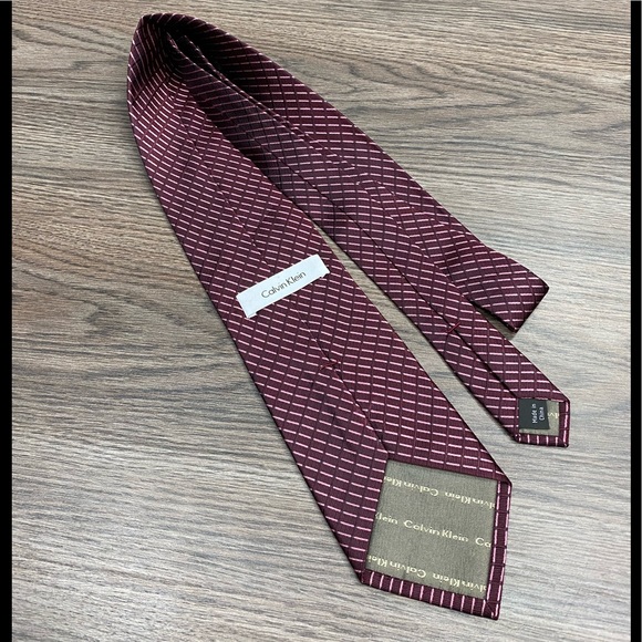 Calvin Klein Maroon w/ Pink Check Tie - Picture 2 of 4
